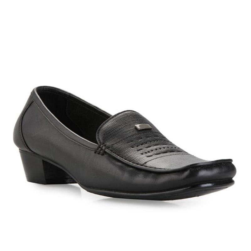 Benitz Sepatu Formal Wanita Moccasin Loafer Cow Leather [B-1325] - Black