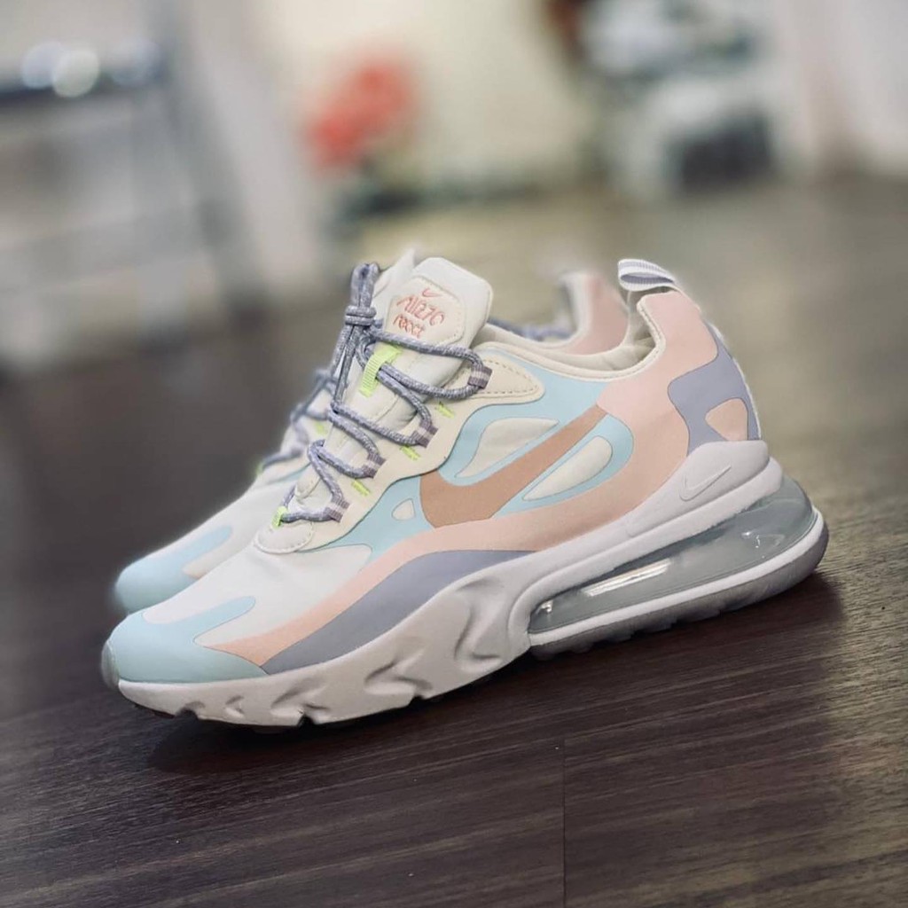 NIKE AIRMAX 270 REACT