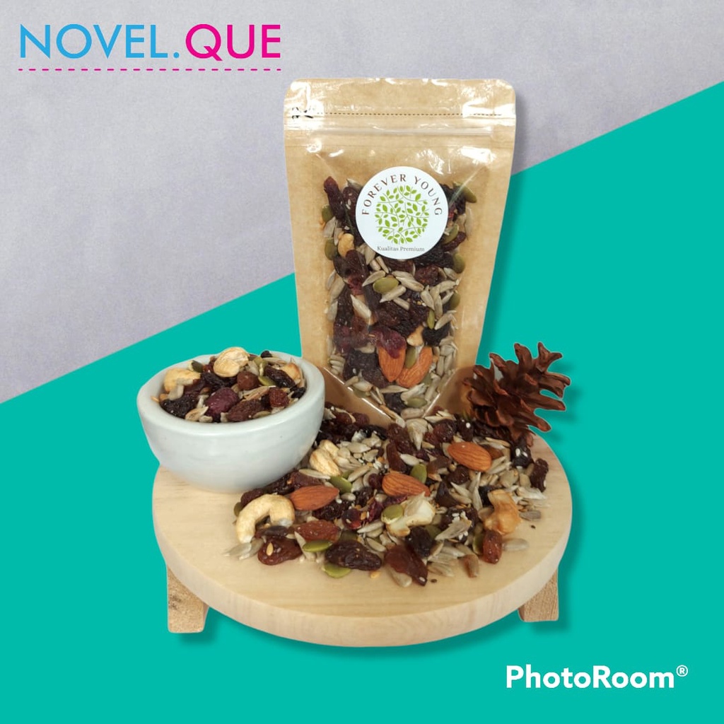 

Roasted Trail Mix Nut Premium