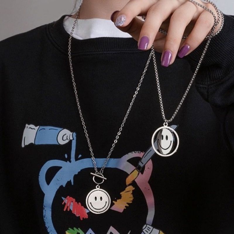 Kalung Smile Hip-hop Diputar Kalung Pria Dan Wanita Kalung / Kalung ootd aesthetic