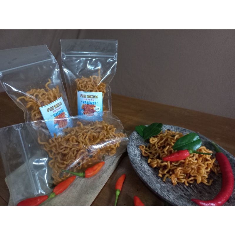 

Mie Kriuk. Pedas Daun Jeruk