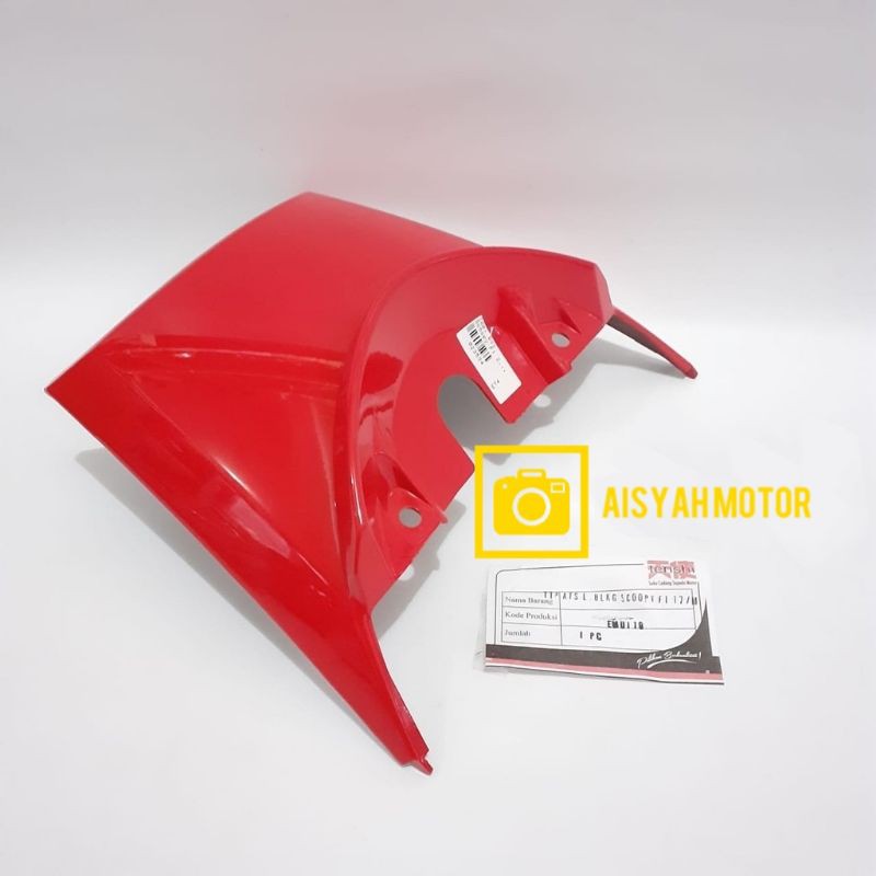 Cover Lampu Belakang Honda Scoopy FI Warna Merah Tahun 2017