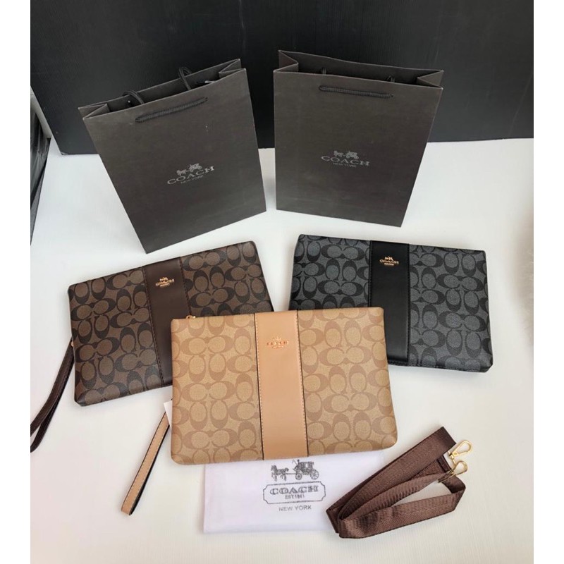 COACH HANDBAG