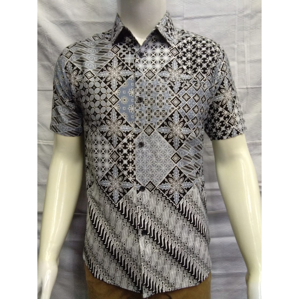 Bali Lestari Kemeja Batik Pria Lengan Pendek