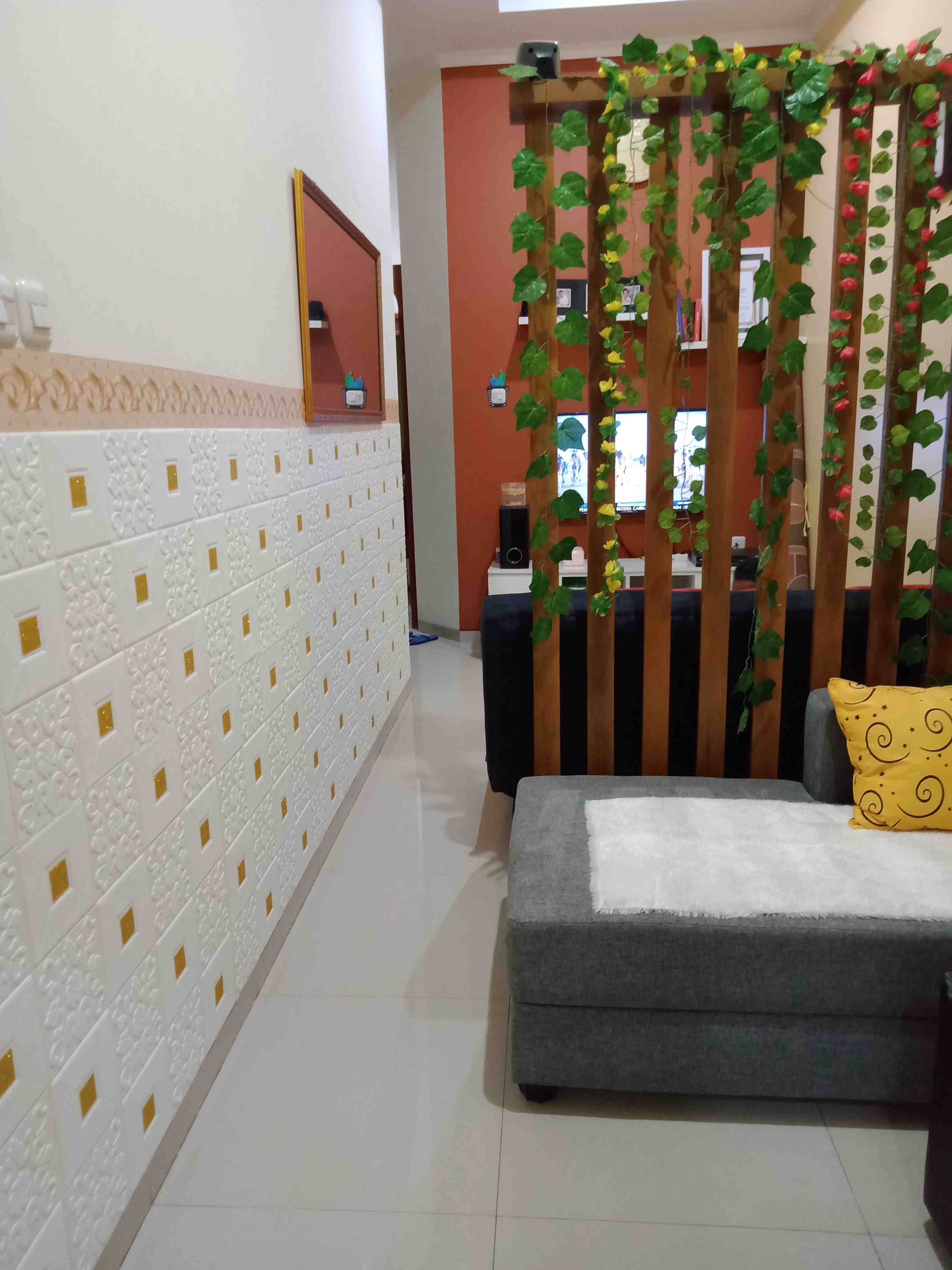 Wallpaper Border Timbul Premium Vin 005-012-014-015 (l=10,5cm X P=5m) Vincess Shop