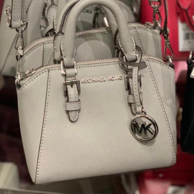 Tas MK Ciara mini messenger pearl grey sz