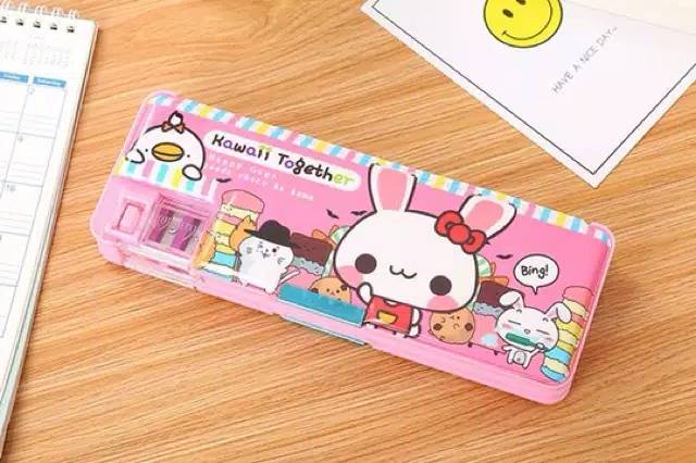 KOTAK PENCILCASE  / TEMPAT PENSIL MAGNET RAUTAN