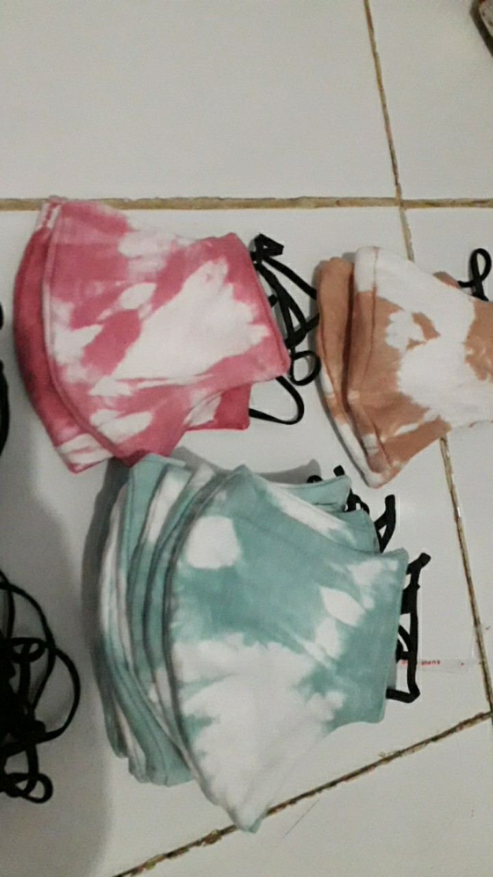 Masker Tiedye Lusinan
