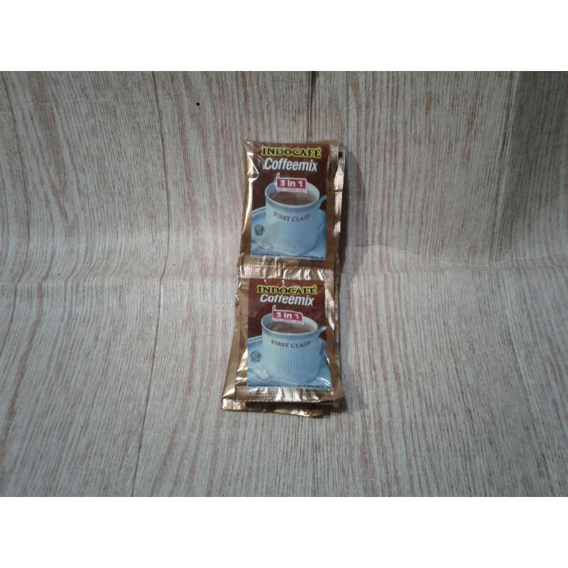 

Indocafe coffemix 3in1 (1 renceng isi 10 sachet)