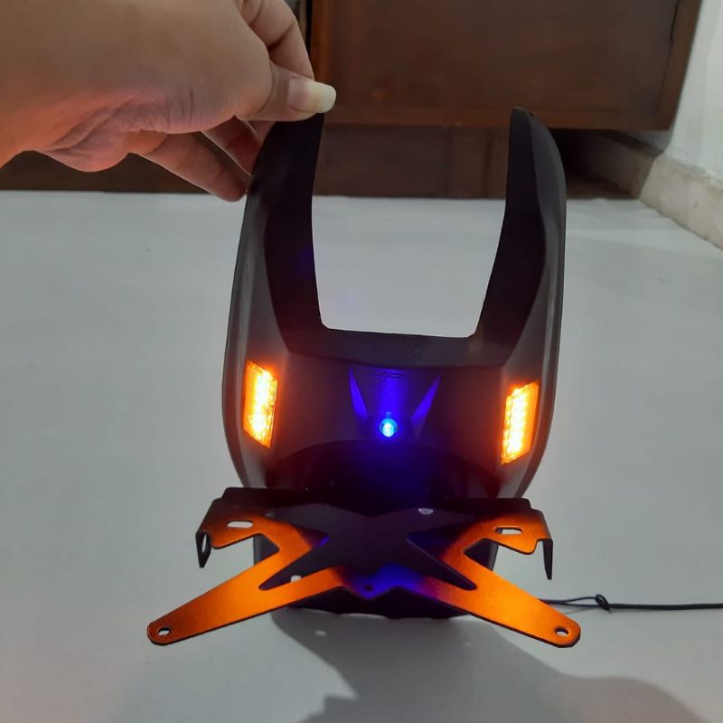 Fender plus tail tidy R15V4 Undertail R15V4 selancar yamaha R15V4 original 100%mhr