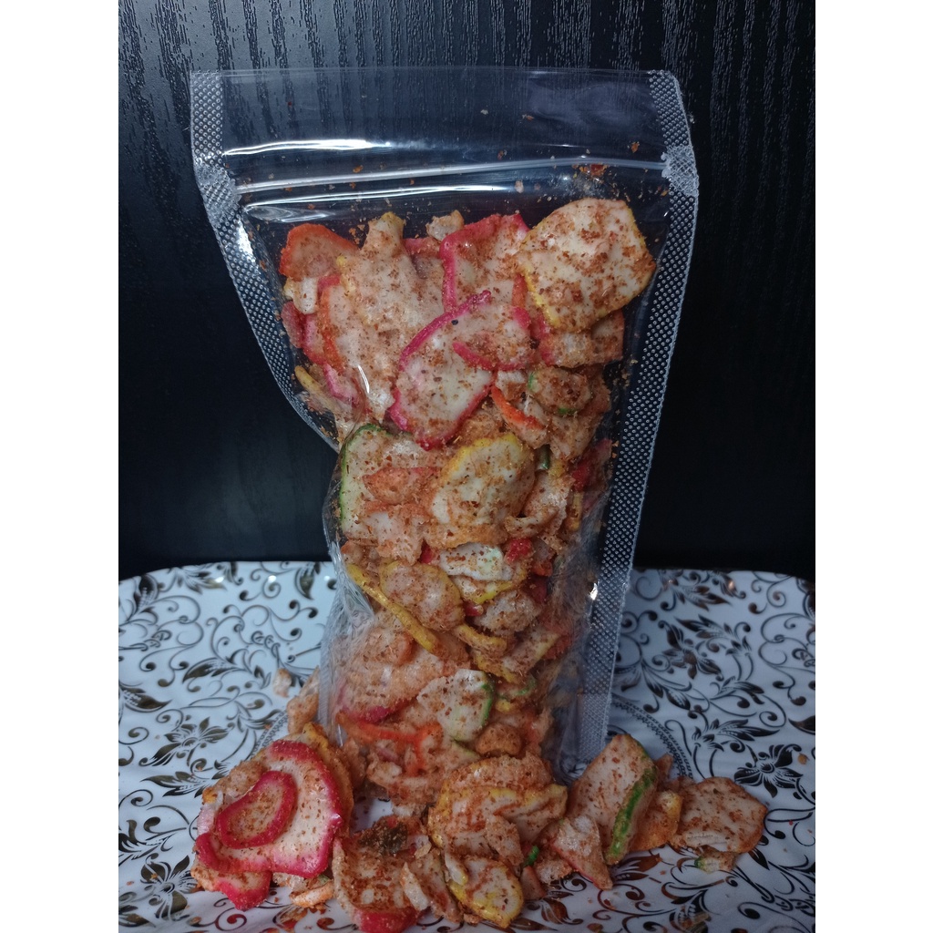 

Kerupuk seblak daun jeruk