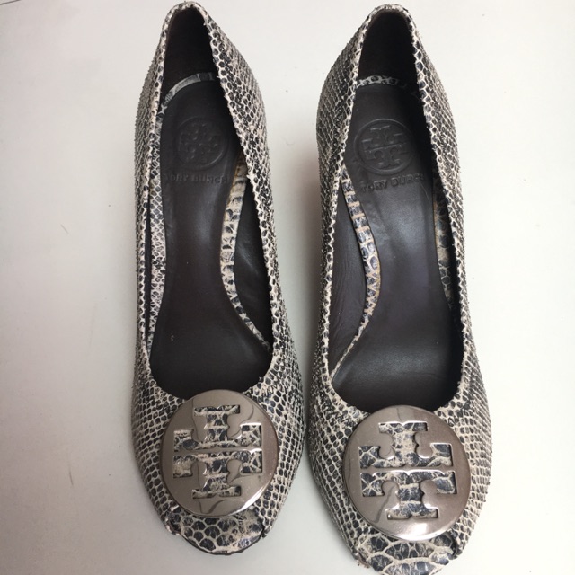 Tory burch snakeskin chelsea wedges