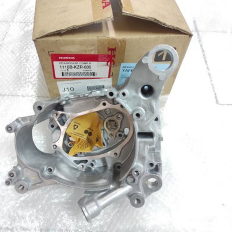 Crankcase oli Honda Vario 125 Original AHM 1110B-KZR-600