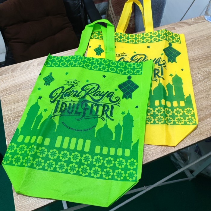 

SALE Goodie Bag Idul Fitri Kotak Tas Lebaran Jumbo 35 x 46 + 10cm - Kuning