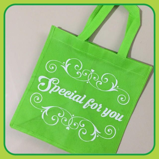 

Tas box kue (dus 22 / 25)