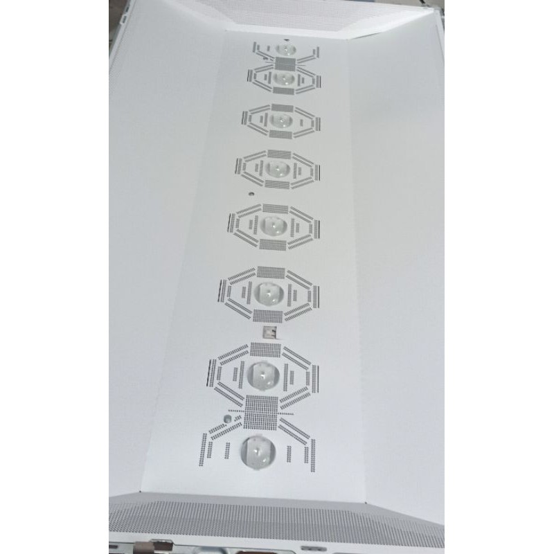 Lampu tv led lg 32LM550BPTA