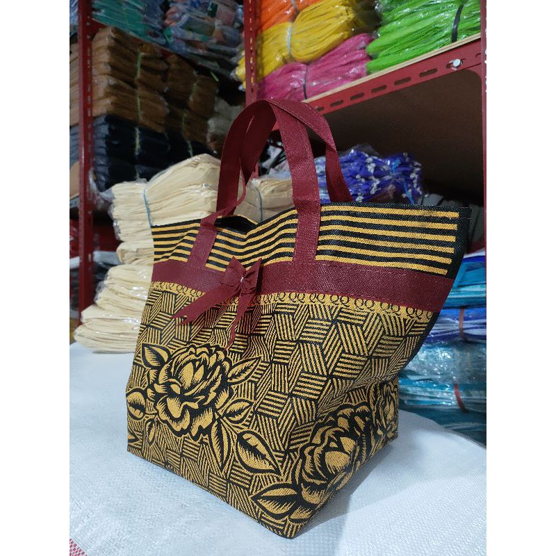 tas hajatan jojon batik MAWAR  bahan TEBAL uk.22x22