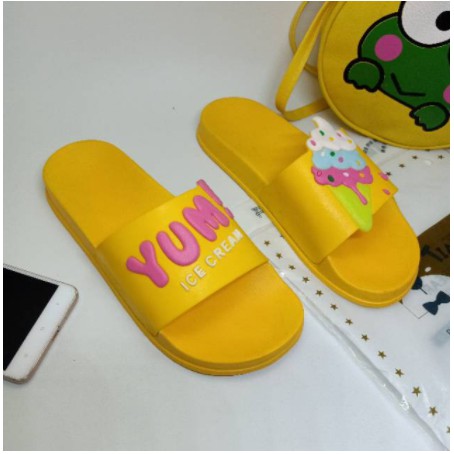 Sandal Wanita KARAKTER YUMI ICE CREAM