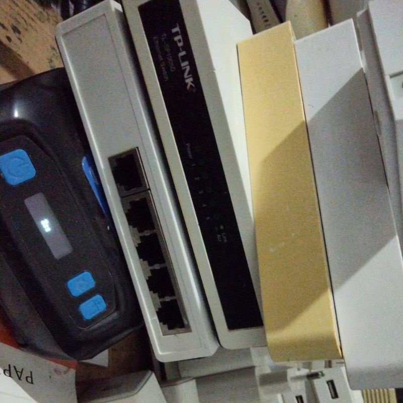 switch hub TP-LINK 5port bekas