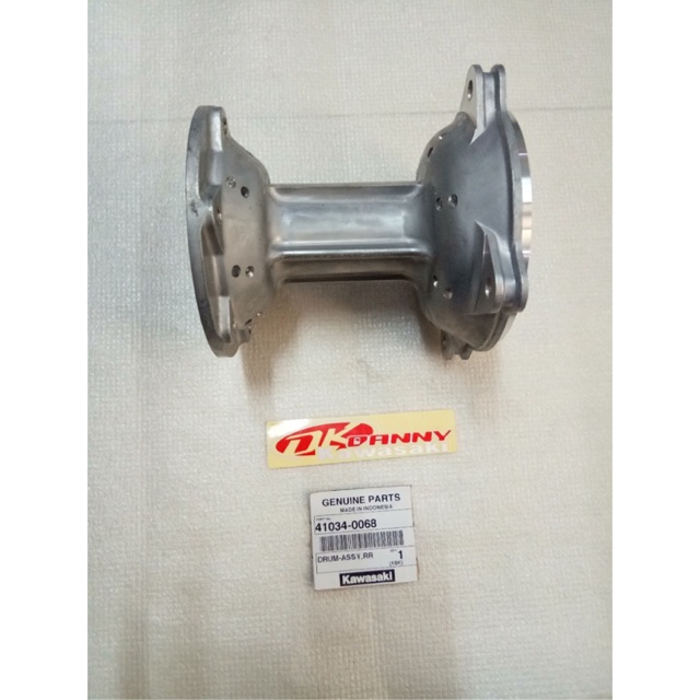 Teromol tromol belakang klx 150 S hole 28