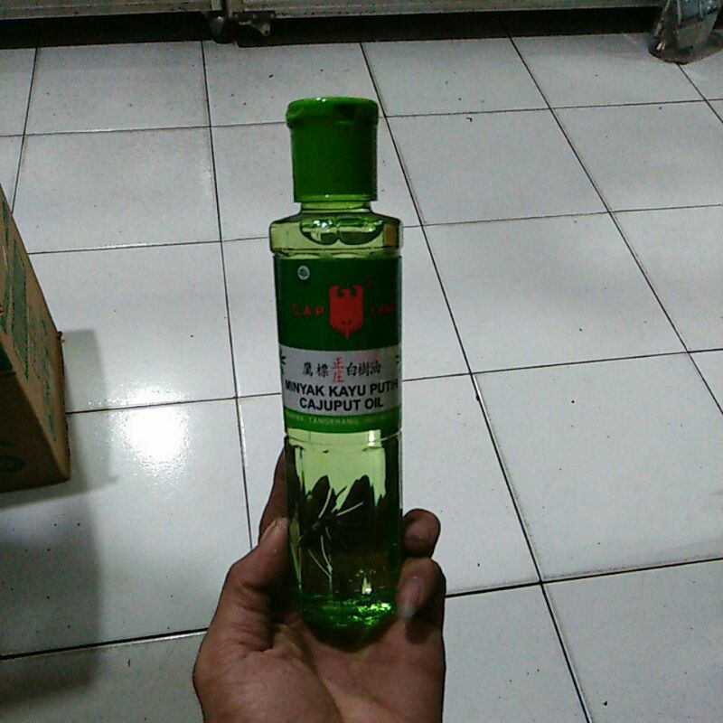 MINYAK KAYU PUTIH CAPLANG 210ML