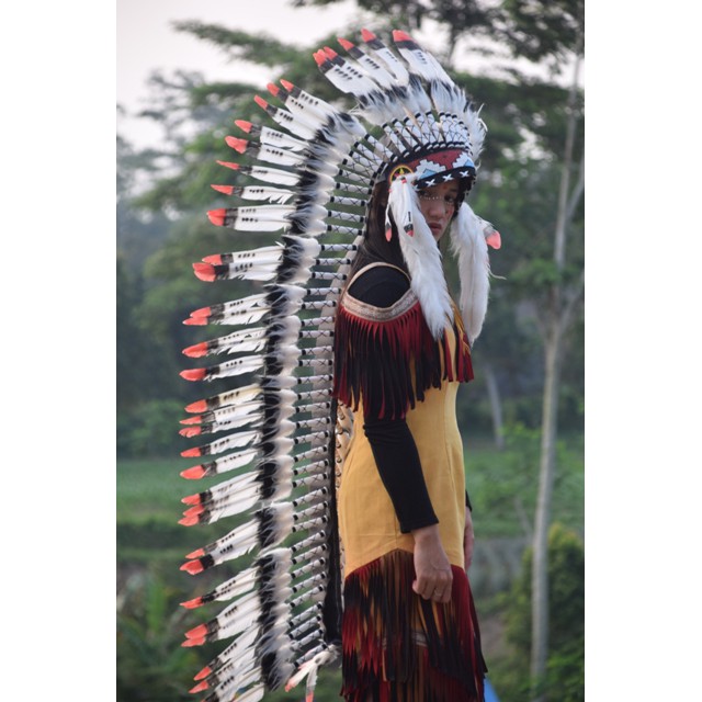 TOPI INDIAN - INDIAN HEADDRESS LONG ANGSA MONTE PUTIH TUTUL MERAH FUR HITAM