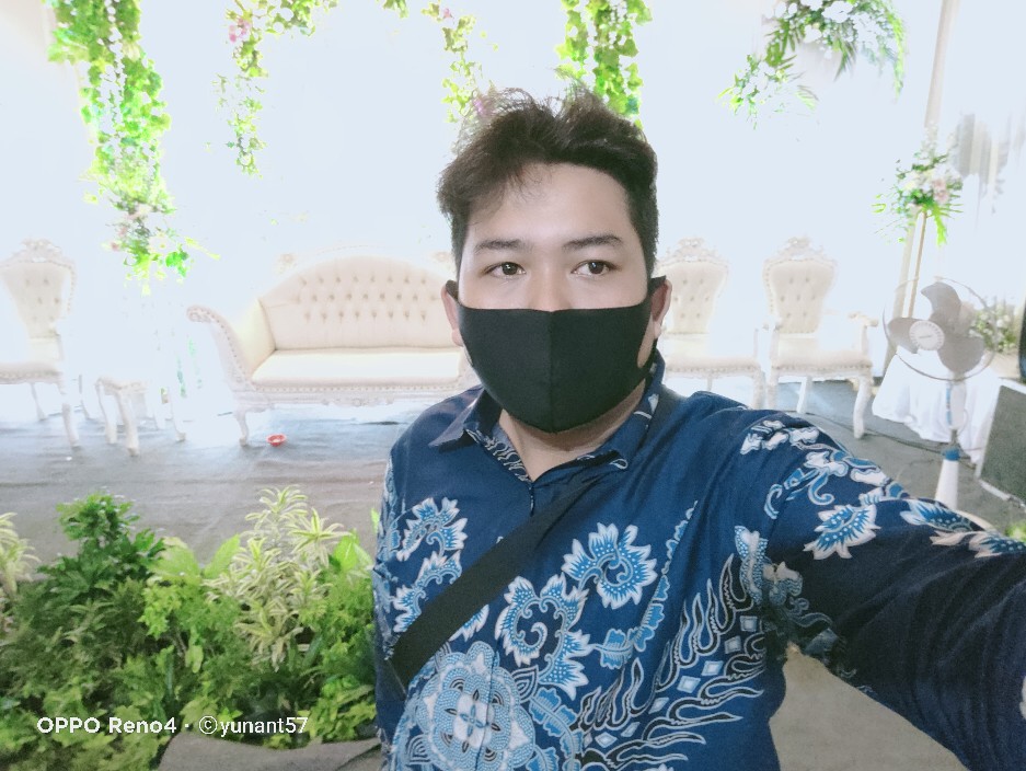 Kemeja Batik Pria Lengan Panjang Rianty Lavio