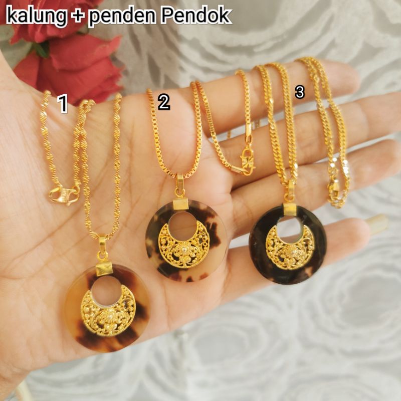 kalung pendok