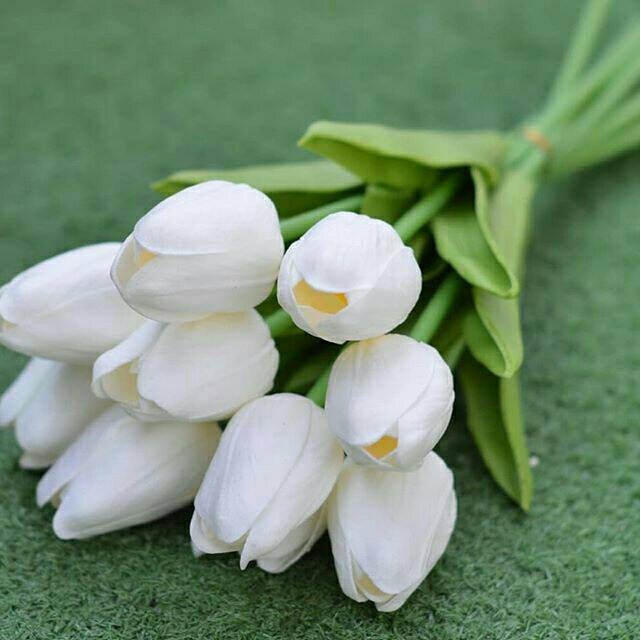 Bunga tulip latex/ tulip artificial latex putih, ungu, pink, biru, merah, kuning