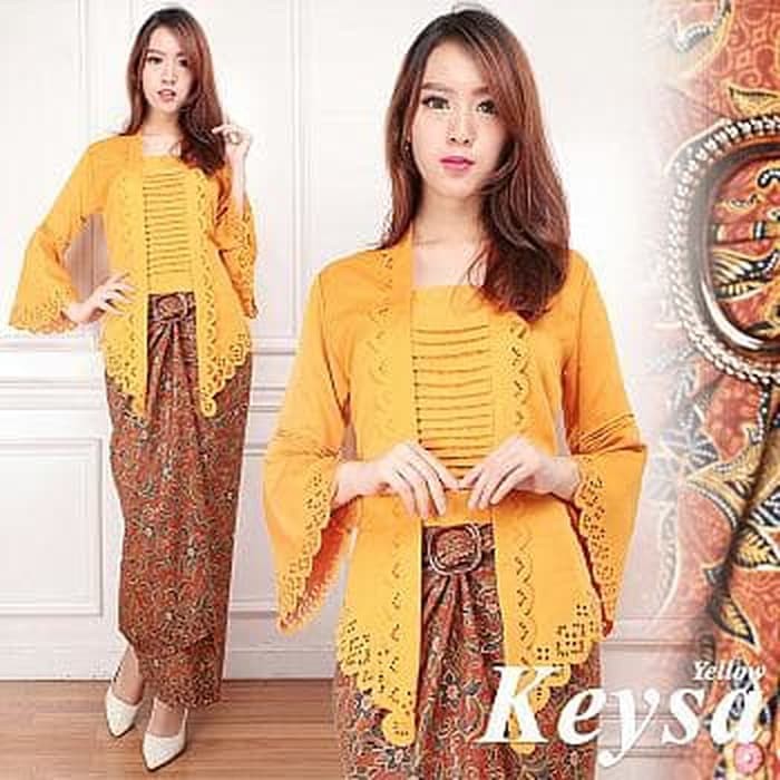 CRG181002 Anastasya Lace Dress Vneck Lace Dress Flare Maroon CNY Edition Dress Brokat Casua