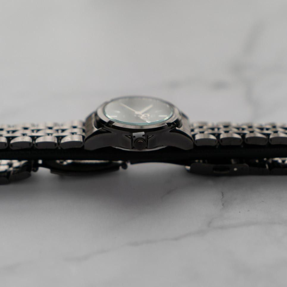 

Lagi Tren.. Christyan Arden Monochrome Edition CA4054 LH Silver Marker (30mm)