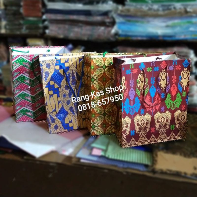 

Paperbag Batik Mini artkarton Glossy