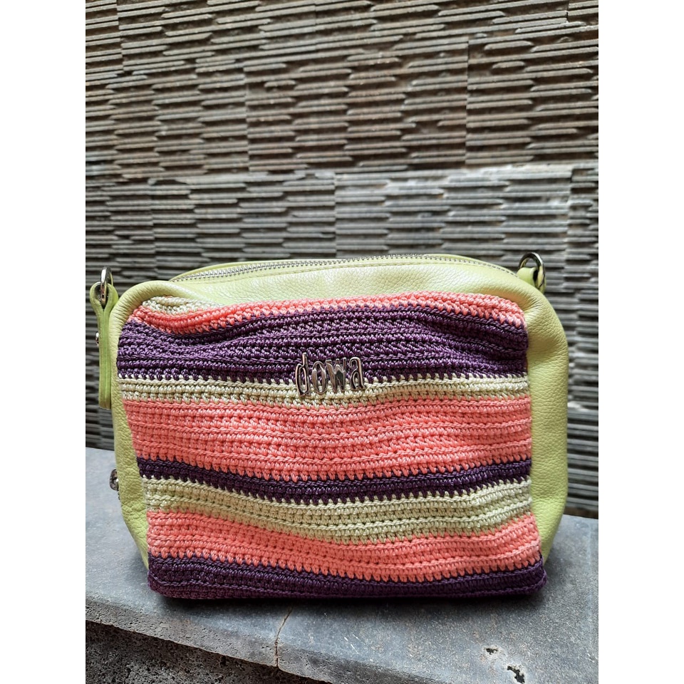 Tas Rajut Kecil Dowa Wanita