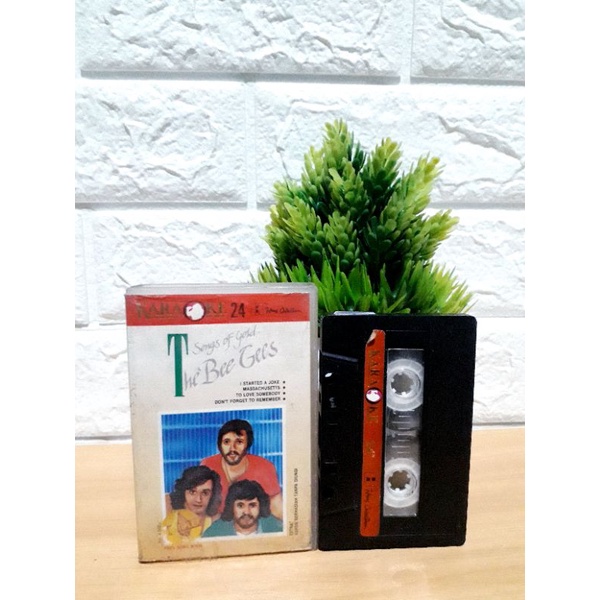 Kaset BEE GEES - THE SONG OF GOLD