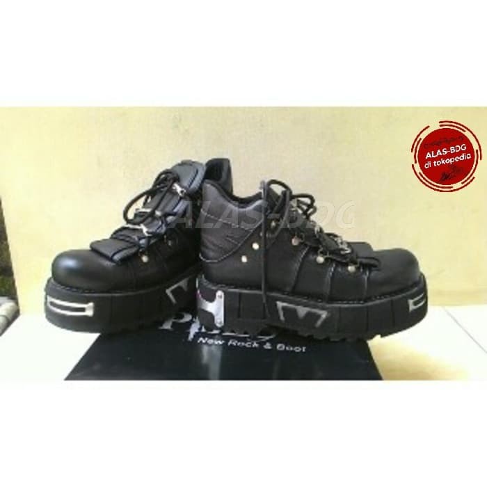 Terlaris ZH SEPATU  NEWROCK PRIA  SEPATU  BOOTS ROCKER  X 