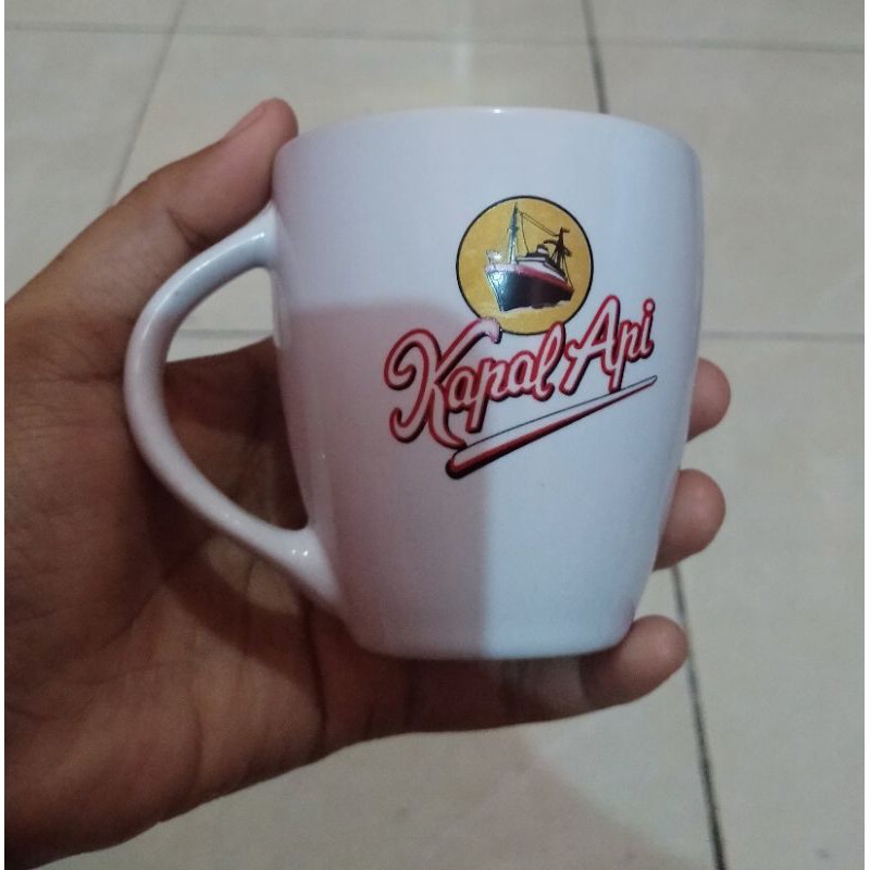 mug kapal api warna putih tebal cantik