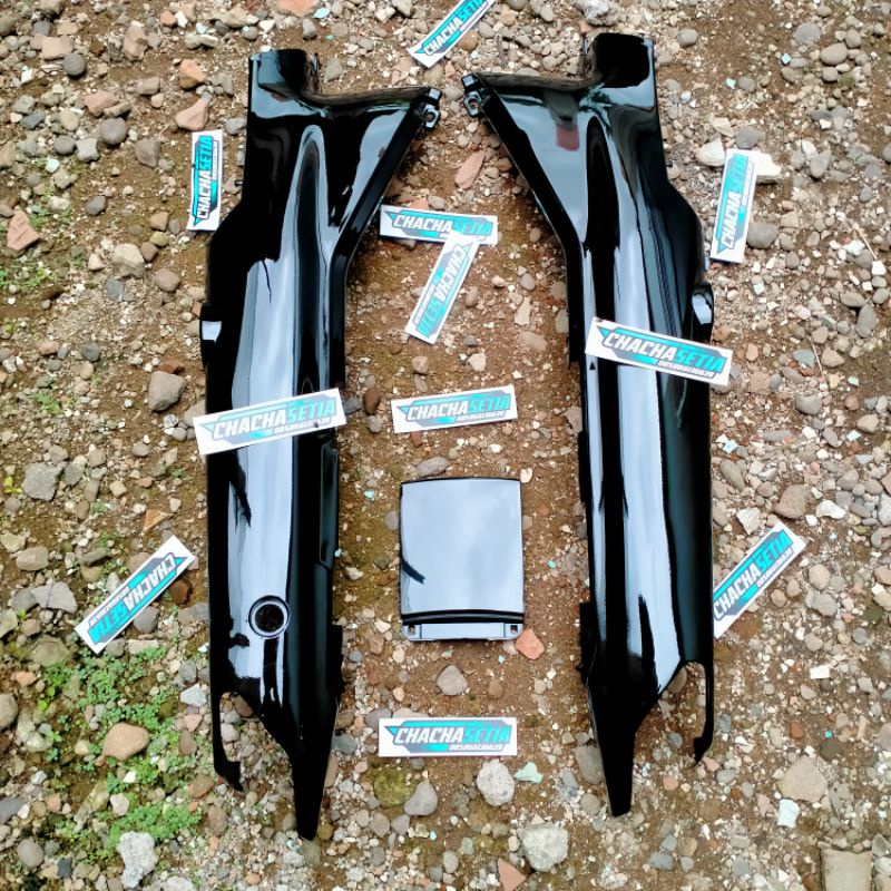cover bodi body kanan kiri crypton force 1