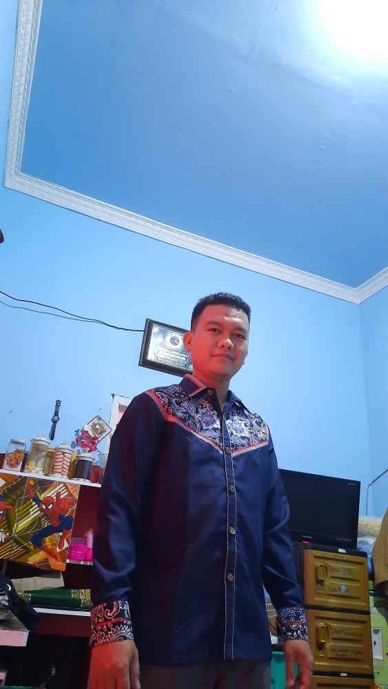 Kemeja Batik Pria Lengan Panjang Warna Biru Dongker / Navi Original Dipanagara