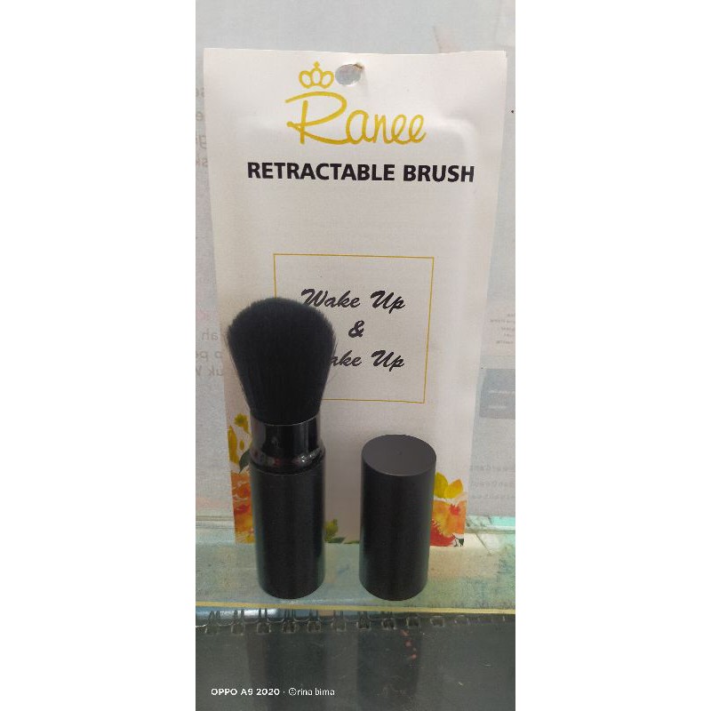 

retractable brush