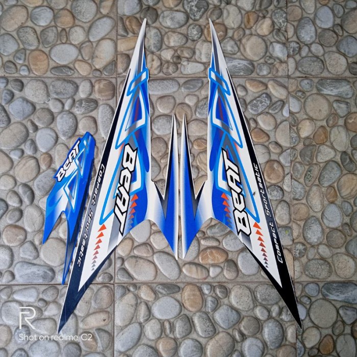 stiker motor honda beat karbu 2012 putih-biru