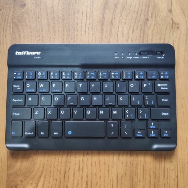 Keyboard Bluetooth Wireless Bisa di Charge Rechargeable KM78D