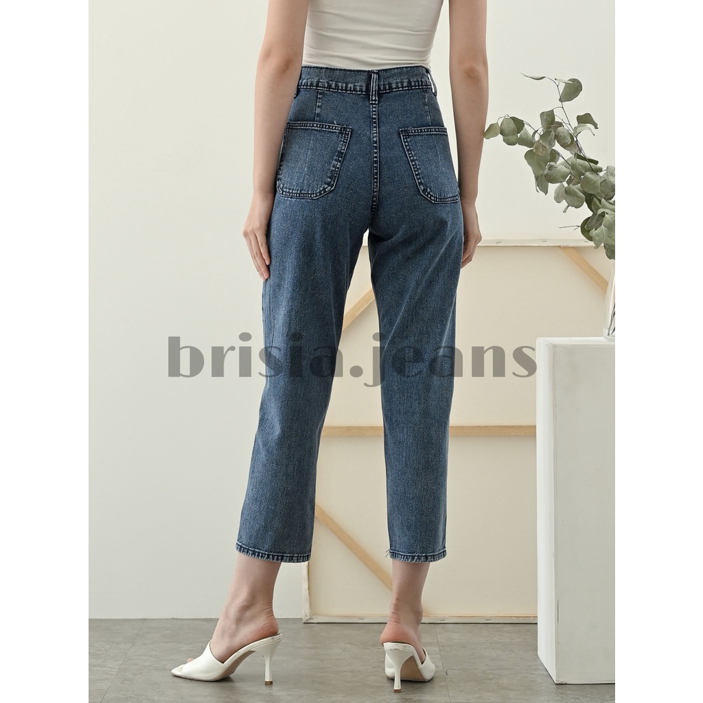 [SIZE 27-30] HEE-DO Ripped Boyfriend Jeans (Highwaist)