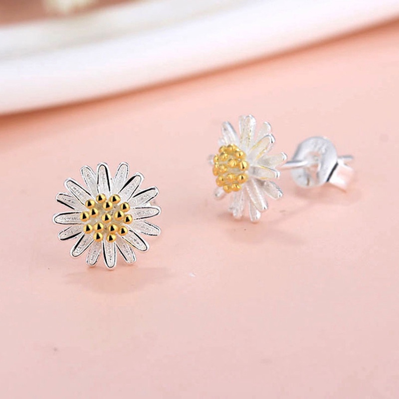 Anting Stud Desain Bunga Daisy Bahan 925 Sterling Silver Untuk Wanita