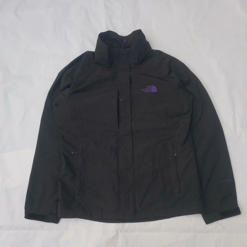 THRIFT SECOND BEKAS JAKET GUNUNG OUTDOOR THE NORTH FACE