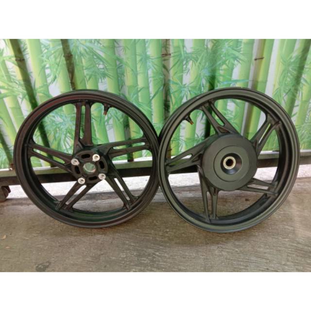 Velg beat street original bawaan motor