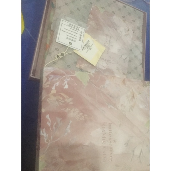 Xanadu Scarf Taffy Buttonscarves x Riamiranda