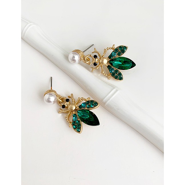 LRC Anting Tusuk Fashion Alloy Stud Earrings F71067