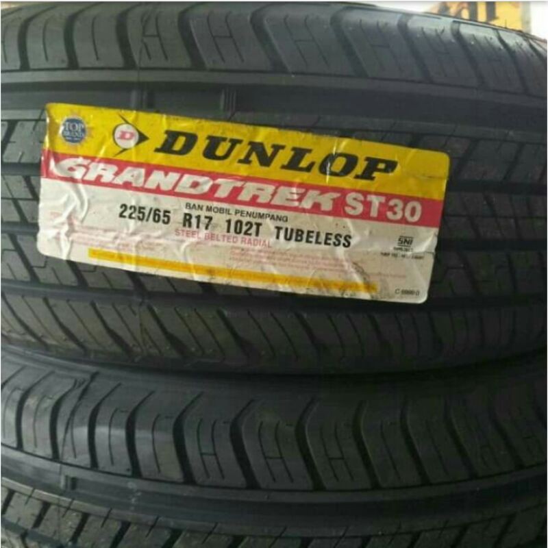 Ban Dunlop 225/65 R17 ST30
