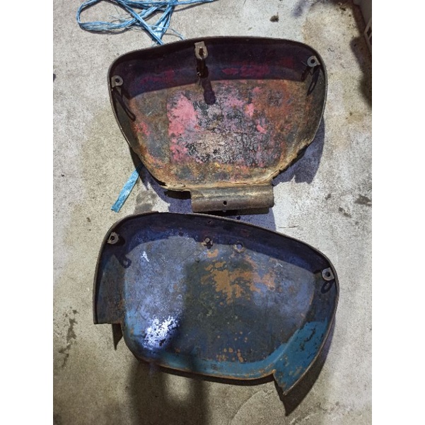 cover aki toolbox honda c72 cb72 cb95 benly twin