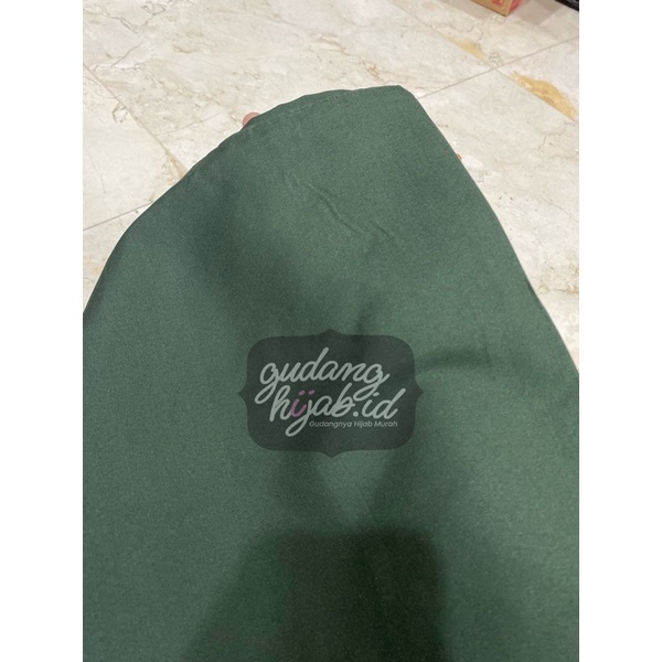 Hijab Segiempat Paris Premium Jumbo Army | Hijab Segiempat Katun Paris Hijau Army Tua | Hijab Segiem